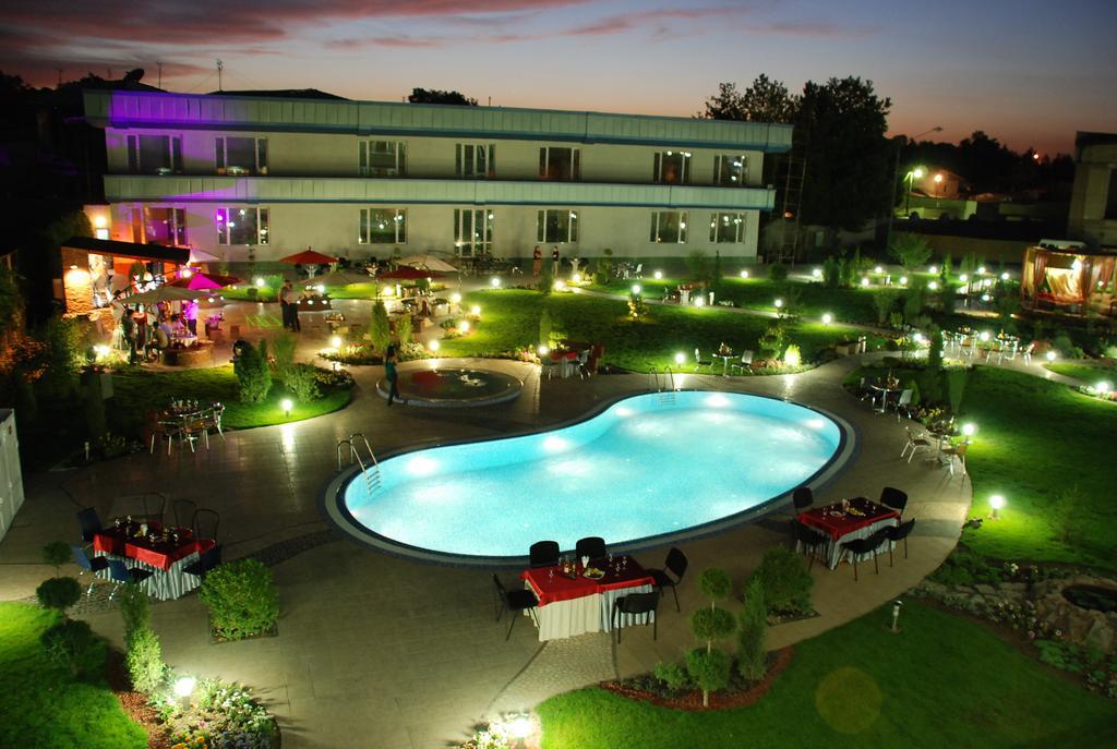 Advantage Hotel Samarcande Extérieur photo